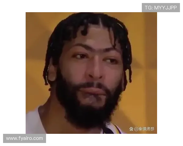 浓眉哥戴维斯因腹部拉伤缺阵一周后将进行复查评估恢复情况